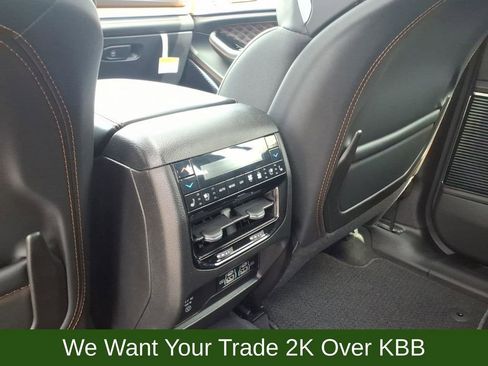 Used 2024 Jeep Grand Cherokee Summit AWD/4WD image 13