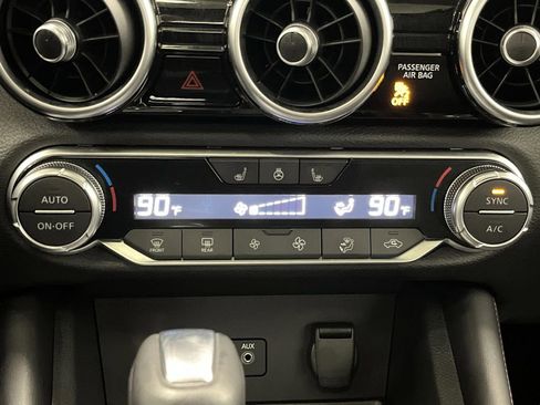 Certified 2023 Nissan Sentra SR w/ SR Premium Package image 18