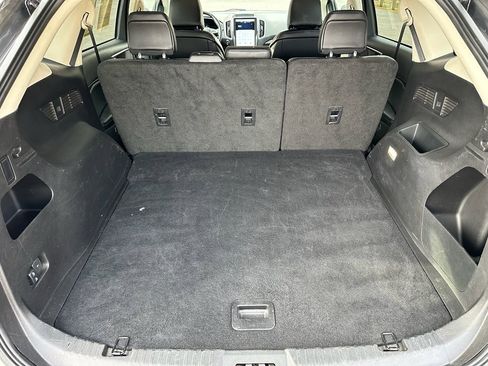 Used 2024 Ford Edge SEL image 26
