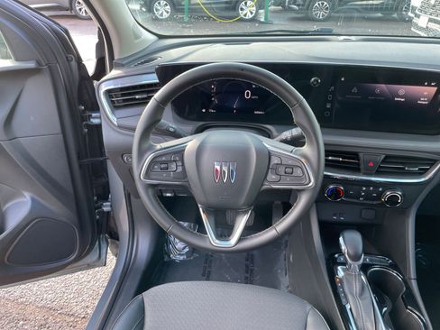 Used 2025 Buick Encore GX Preferred image 27