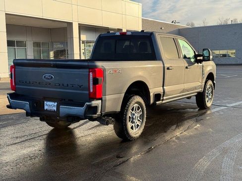 Used 2023 Ford F250 Lariat w/ Lariat Ultimate Package image 3