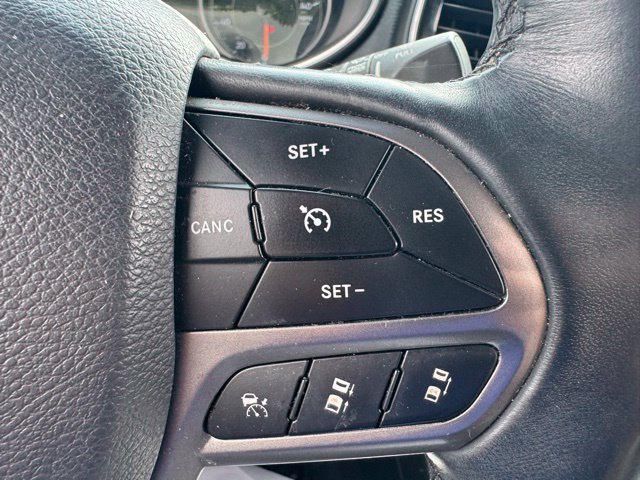Used 2019 Jeep Cherokee Limited w/ Luxury Group AWD/4WD image 13