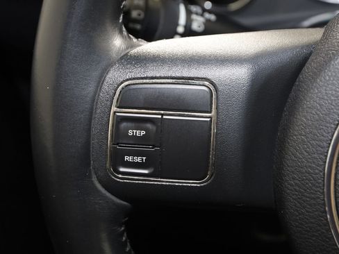 Used 2012 Jeep Wrangler Unlimited Rubicon AWD/4WD image 26