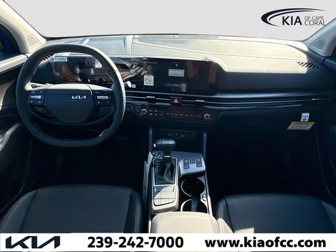 New 2026 Kia Sportage EX image 16