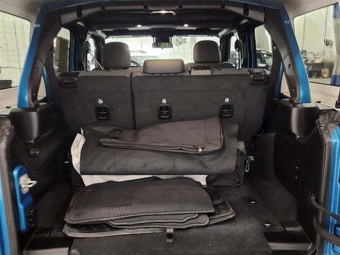 Used 2024 Jeep Wrangler Sport S w/ Convenience Group image 21