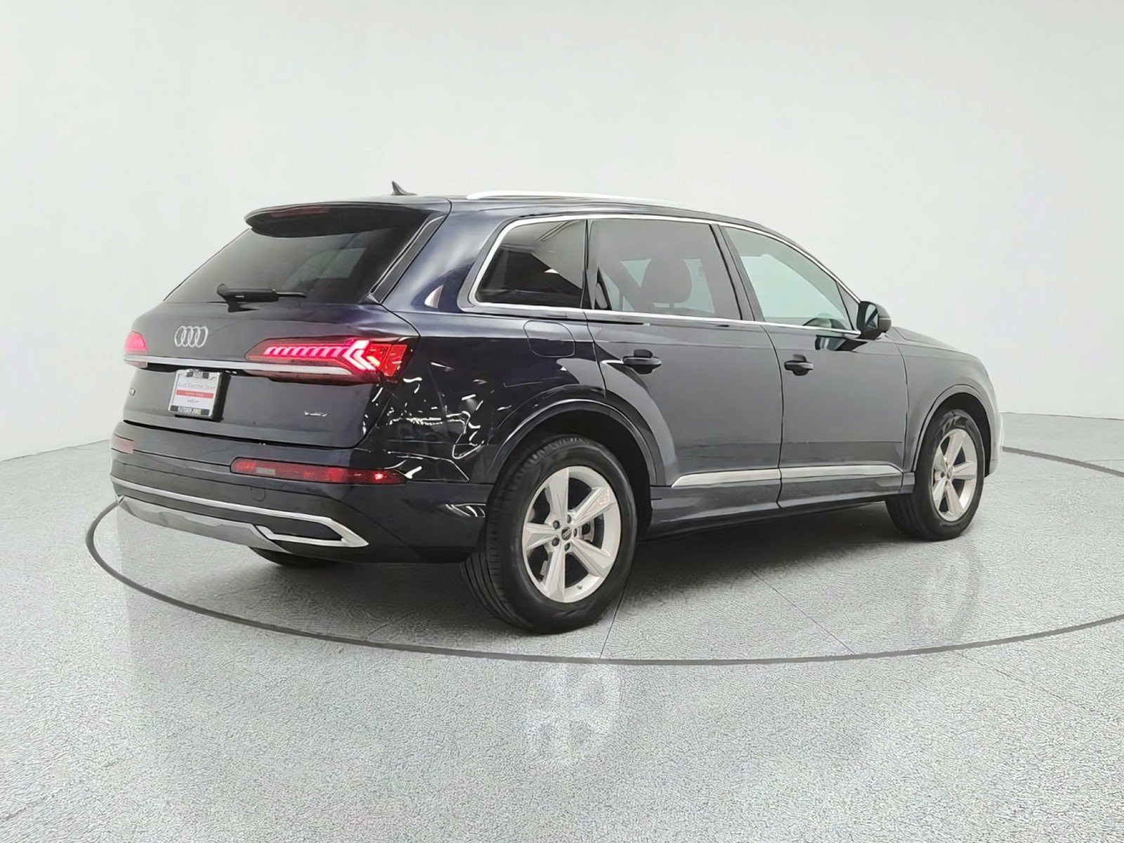 Used 2023 Audi Q7 2.0T Premium Plus AWD/4WD image 5