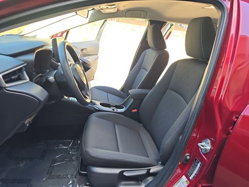 Used 2024 Toyota Corolla LE image 16