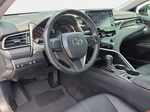Used 2021 Toyota Camry XSE FWD image 15