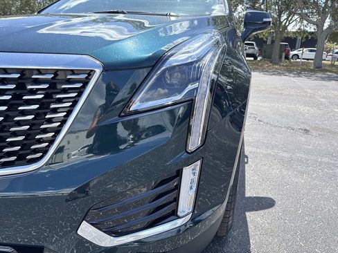 New 2026 Cadillac XT5 Premium Luxury w/ LPO, Premium Carpet Package AWD/4WD image 9
