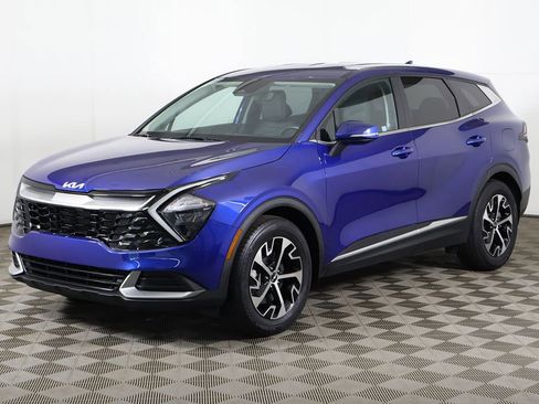 Certified 2023 Kia Sportage EX FWD image 8