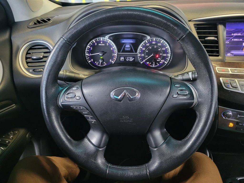 Used 2013 INFINITI JX35 AWD w/ Premium Pkg image 22