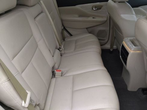 Used 2016 Nissan Murano SL w/ SL Technology Package FWD image 19