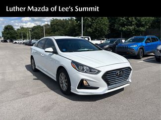 Used 2018 Hyundai Sonata SE w/ Winter Weather Package FWD video 1