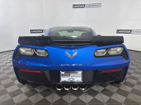 Used 2015 Chevrolet Corvette Z06 w/ 3LZ Preferred Equipment Group image 4