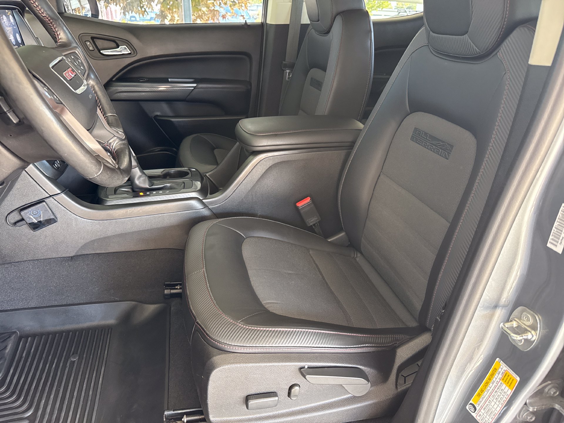 Used 2019 GMC Canyon All Terrain w/ Trailering Package AWD/4WD image 11