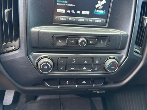 Used 2018 Chevrolet Silverado 1500 Custom w/ Custom Value Package RWD image 14