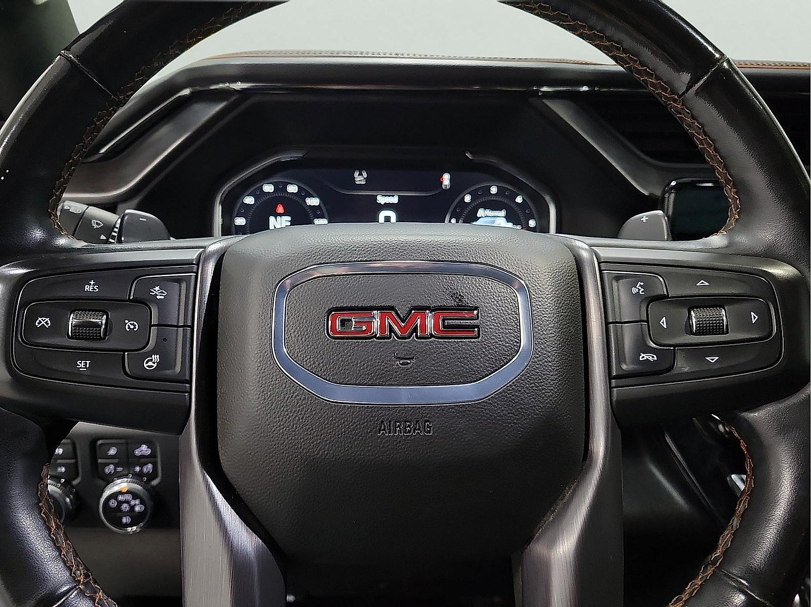 Used 2024 GMC Sierra 1500 AT4 AWD/4WD image 17