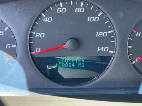 Used 2014 Chevrolet Impala Limited LS FWD image 25