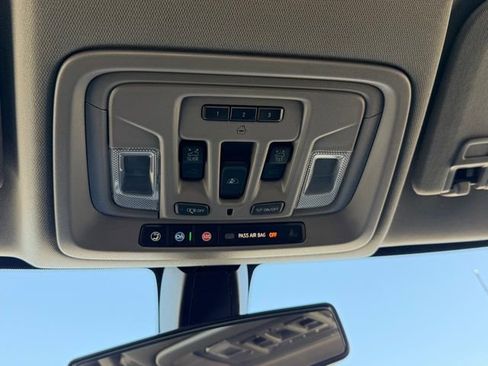 Used 2020 Chevrolet Silverado 1500 LT Trail Boss w/ Midnight Edition image 40