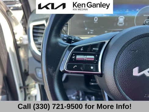 Used 2024 Kia Seltos S AWD/4WD image 31