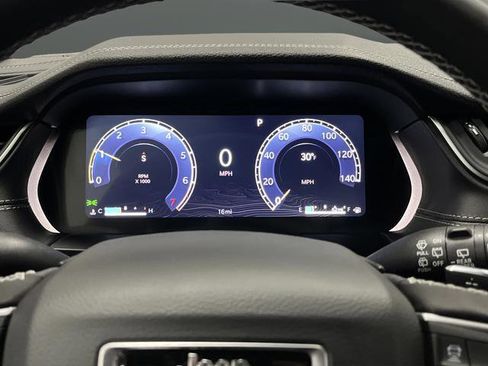 New 2025 Jeep Grand Cherokee Limited w/ Black Appearance Package image 18