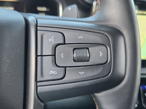 Used 2025 GMC Sierra 1500 AT4 w/ AT4 Premium Package AWD/4WD image 23