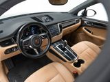 Certified 2017 Porsche Macan image 4