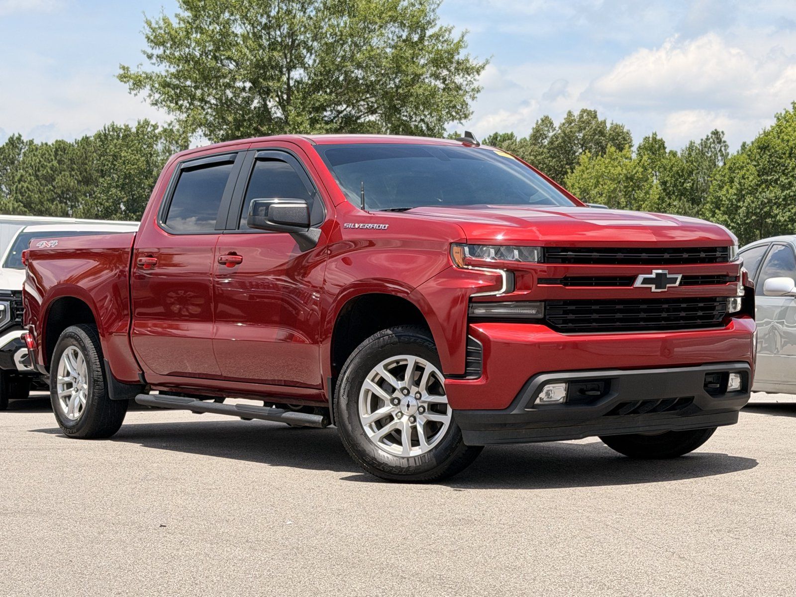 Used 2021 Chevrolet Silverado 1500 RST w/ Bed Protection Package AWD/4WD image 2