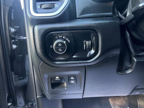 Used 2022 RAM 1500 Big Horn image 12