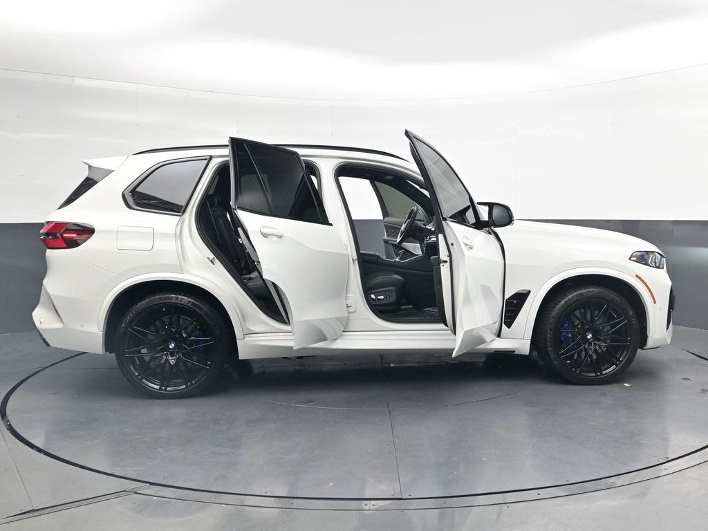 Used 2025 BMW X5 M Competition w/ Executive Package AWD/4WD image 39