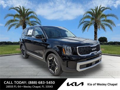 New 2025 Kia Telluride EX w/ EX Captain's Chair Package