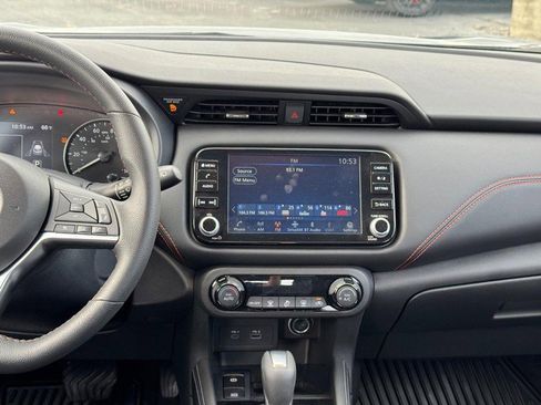 Used 2024 Nissan Kicks SR image 13