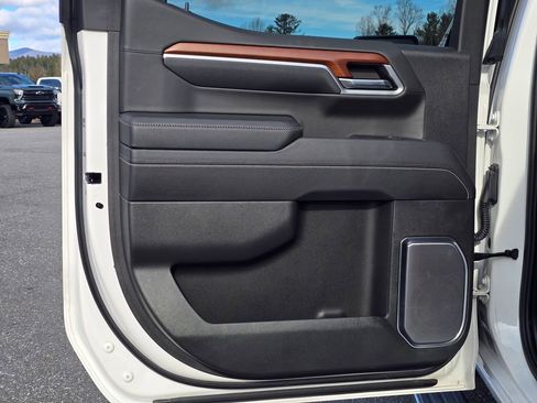 Certified 2023 GMC Sierra 1500 Denali image 47