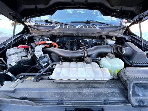 Used 2024 Ford F150 XLT w/ Mobile Office Package image 28