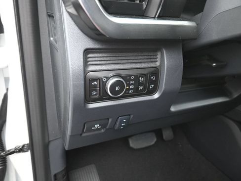 New 2026 Ford F250 Lariat w/ Tremor Off-Road Package AWD/4WD image 13