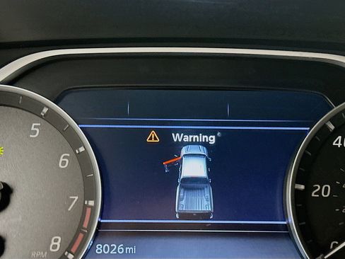 Used 2025 Nissan Frontier SV w/ SV Convenience Package image 19