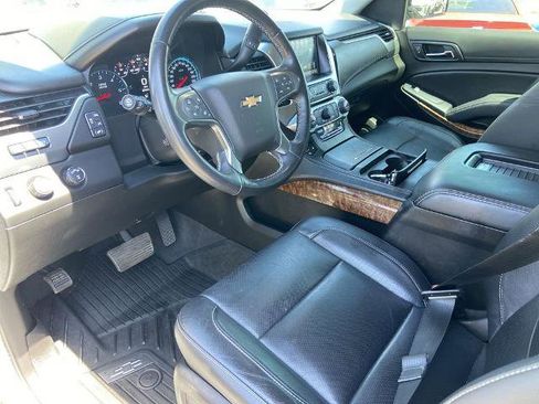 Used 2020 Chevrolet Tahoe Premier AWD/4WD image 6