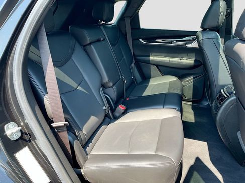 Certified 2024 Cadillac XT5 Premium Luxury AWD/4WD image 35