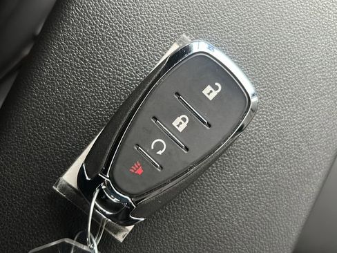 Used 2025 Chevrolet Trax ACTIV w/ Driver Confidence Package FWD image 25