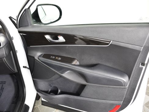 Used 2019 Kia Sorento FWD w/ LX Convenience Package image 38