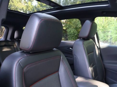 Certified 2023 Chevrolet Equinox RS w/ RS Leather Package AWD/4WD image 44