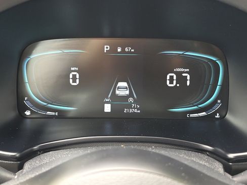 Used 2025 Kia Soul LX w/ LX Technology Package FWD image 23