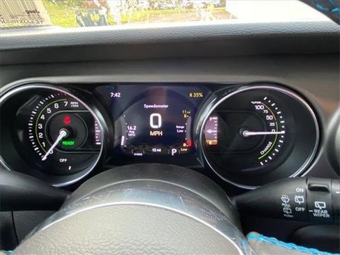 New 2022 Jeep Wrangler Unlimited Rubicon 4xe w/ Cold Weather Group image 22