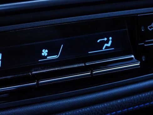 Used 2017 Toyota Corolla SE image 52