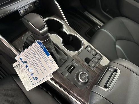 New 2026 Toyota Highlander Limited image 24