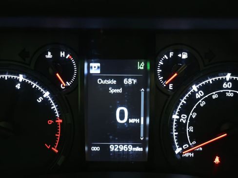 Used 2021 Toyota 4Runner SR5 Premium AWD/4WD image 12