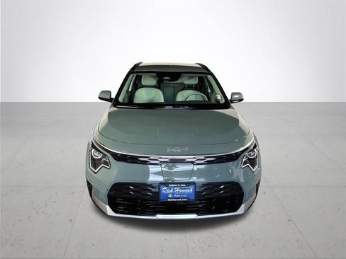 Certified 2023 Kia Niro Wind FWD image 3