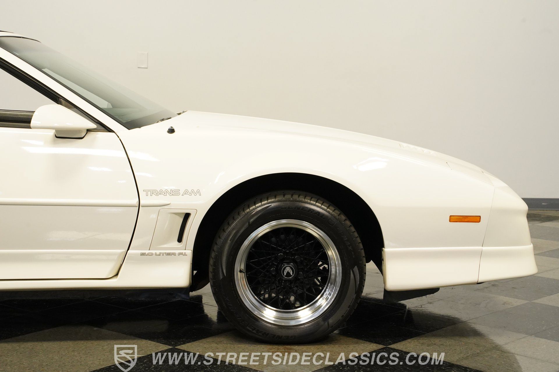 Used 1989 Pontiac Firebird Trans Am RWD image 31
