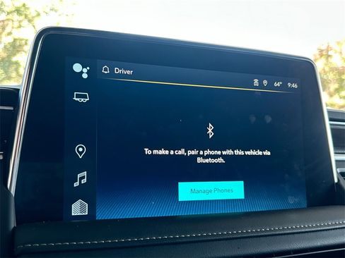 Used 2024 Chevrolet Suburban Premier image 24