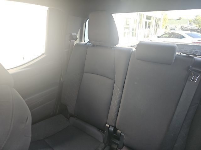 Used 2024 Toyota Tacoma SR5 AWD/4WD image 10